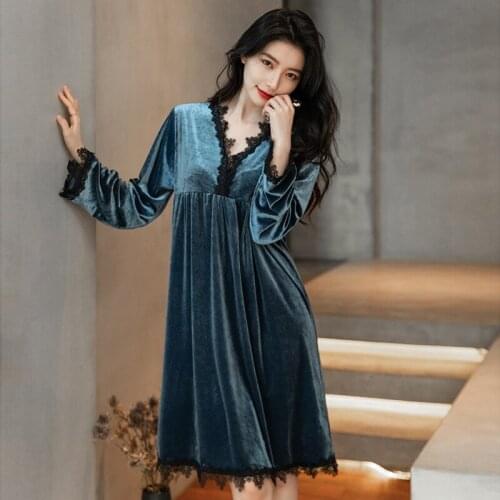 Long Sleeve Nightdress Women Lace Sleepwear Velour Autumn Nightgown V-Neck Home Dressing Gown Loose Nightwear Intimate Lingerie