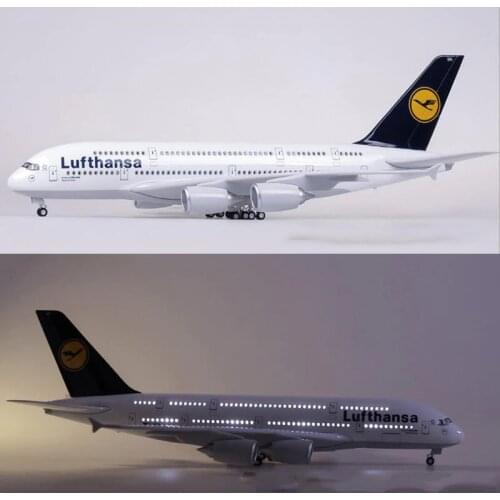 1/160 Scale 50.5CM Airplane 380 A380 Lufthansa Airline Model W Light and Wheel Diecast Plastic Resin Plane For Collection