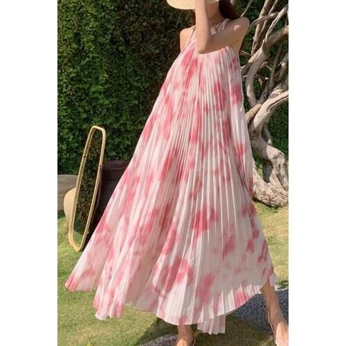 2020 Summer Dress Women Sexy Long Dress Casual Loose Temperament Pleated Beach Dress Robe Spaghetti Strap Sundress