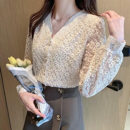 Vintage Autumn Hook Flower Hollow Out Blouse Women Lantern Sleeves Lace V-neck Shirts Apricot Female Elegant Blouses