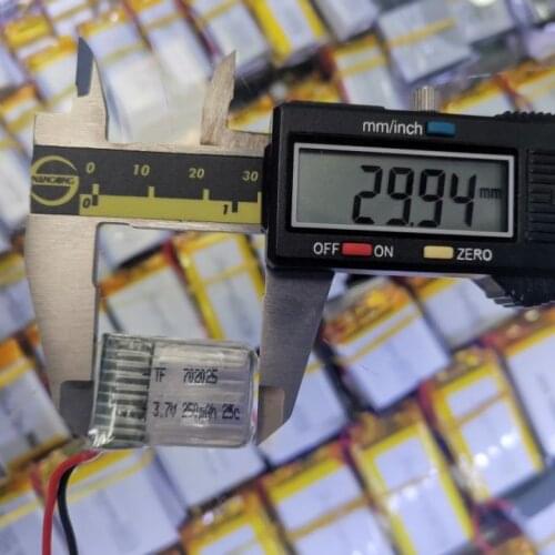 New 3.7 V 702025 072025P 250mah with the plug , high rate dynamic model airplane and rechargeable Li-ion Cell