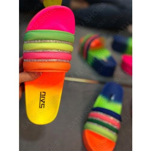 Womens Slippers coloured diamond Slippers Women Thick Platforms Shoes Slippers Flip Flops Ladies Slides Rome Beach Sandals 2020