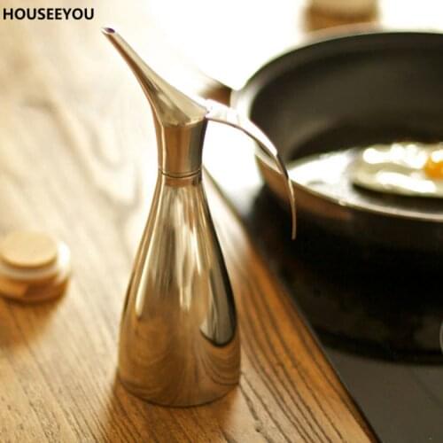 High-quality Gravy Boats Oiler Spill Prevention Stainless Steel Sauce Seasoning Pot Olive Oil Condiment Container Kitchen Tools