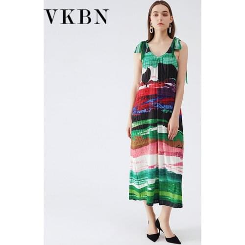VKBN Summer Dress Women Casual V-Neck Sleeveless Ruched Fabric Pullover Ink Printing Party Elegant Maxi Dress Fashion