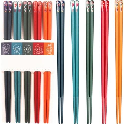 JUNNIAO Reusable Fiberglass Chopsticks, 5 Pairs of Hand-Painted Japanese-Style Chinese Chopsticks, Can Be Used in The Dishwasher