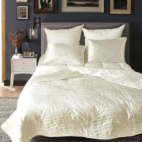 3pcs US Queen King Bedspread Coverlet Polyester Bed Cover With Pillowcases (Without Filler) Home Textile Collection