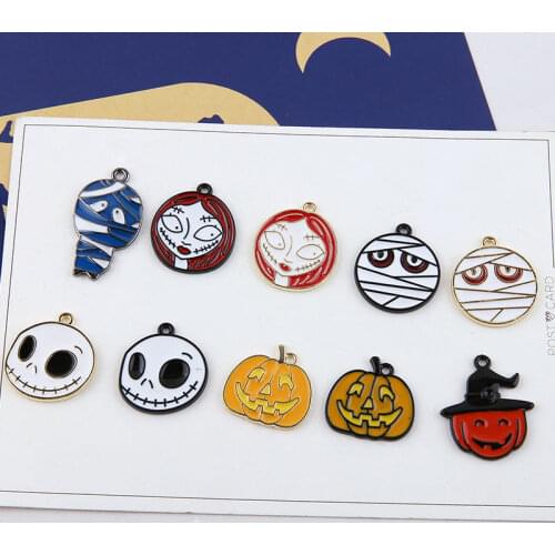 6pcs 2020 New Design Ornaments Halloween Pumpkin Ghosts Bat Spider Faces Pendant Cartoon Earrings For Girls Diy Accessories