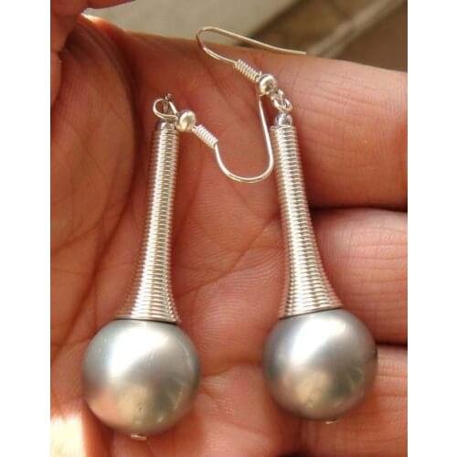 FREE SHIPPING>>> Fancy handmade tibet 14mm white gray sea shell pearl bead earrings