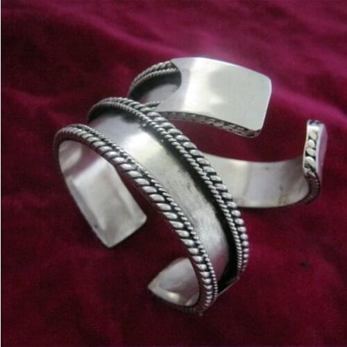 Ethnic style Miao Xiang Dongzhai Miaoyin diy bracelets Old embroidered bracelets accessories Bracelet support Small series silk