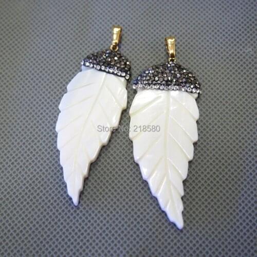 MU1510101410 Pave CZ White Shell Leaf Charm Pendant Shell Pendant