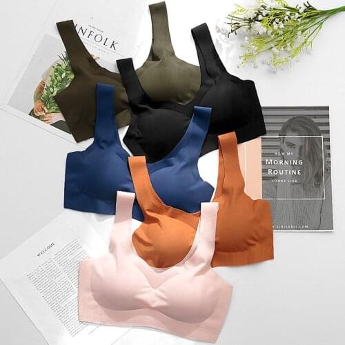 One piece seamless intimate sleep bra soft breathable sports tank top removable pads ladies wire free gather push up bralette