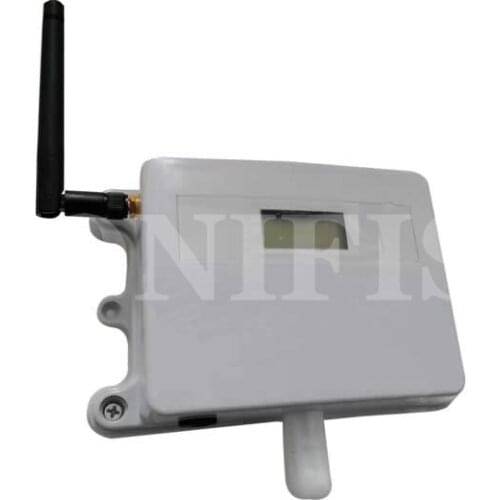 Air temperature transmitter sensor monitor LoRaWAN is sensitive and accurate, high signal stability