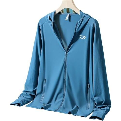 Daiwa UPF 50+ Fishing Clothes Men Summer Breathable UV Protetion Fishing Jersey Outdoor Sports Clothing Fishing Equipment