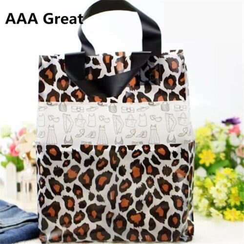 AAA Great 50pcs/Lot Plastic Gifts Jewelry Packing Bag Shopping Bags Pouches Gift Bags Clothes Shoes Handle Packaging Supermarket
