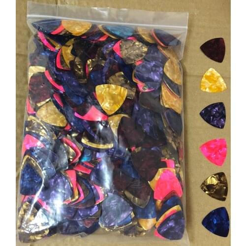 1000pcs One Thousand Wholesale Triangle Shape Celluloid Acoustic Electric Guitar Picks Pick Plectrum 0.71mm