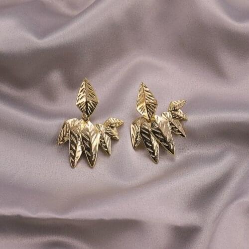 Personality Fashion Jewelry Simple Alloy Leaf Punk Earrings Creative Wild Street Shoot Tide Earrings Female Elegant Earrings