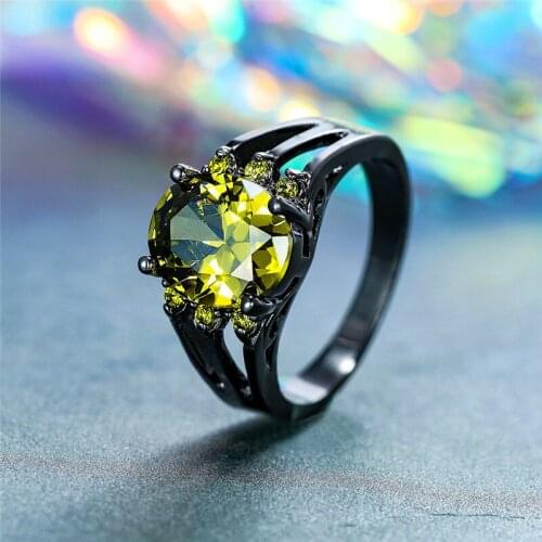 Vintage Female Big Olive Green Stone Ring Fashion Black Gold Wedding Rings For Women Promise Love Oval Engagement Ring