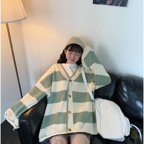 Womens Cardigan Knitted Korean Fashion Loose and lazy Sweater for Women Long Sleeve V-neck College style student Knitwear CoaT