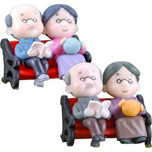 New Style Mini Park Bench Grandpa Grandma Model Miniature Landscape Garden Bedroom Desktop Office Decoration Crafts Supplies