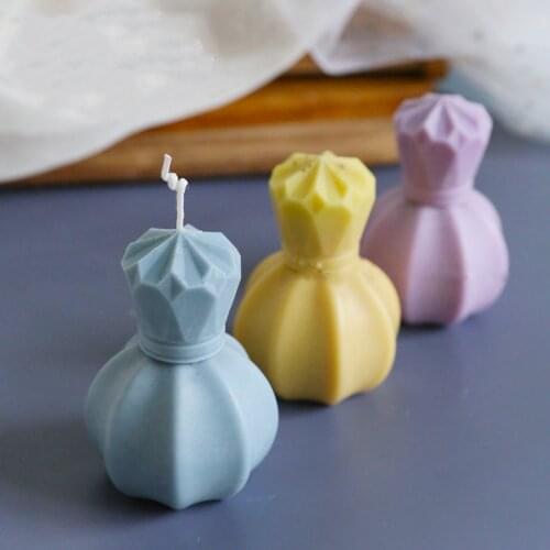 3D perfume bottle Candle molds Flower vase aromatherapy gypsum moulds home decoration soap molds Diy handmade silicone mold