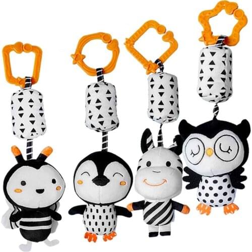 4PCS Black and White Plush Ring Rattles for Babies Tummy Time Crib/Stroller Hanging Toys Ring Baby Toys for 0- 12 Months