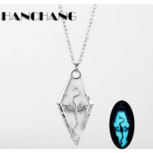 TES Game Accessories The Elder Scrolls V Skyrim Necklace Luminous Drgon Link Chain Colar Glow in Dark