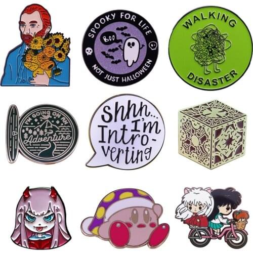 BG358 Dongmanli Butterfly Metal Enamel Pin and Brooches Bag Clothes Lapel Pin badge brooch Anime Denim Shirt Lapel Pins