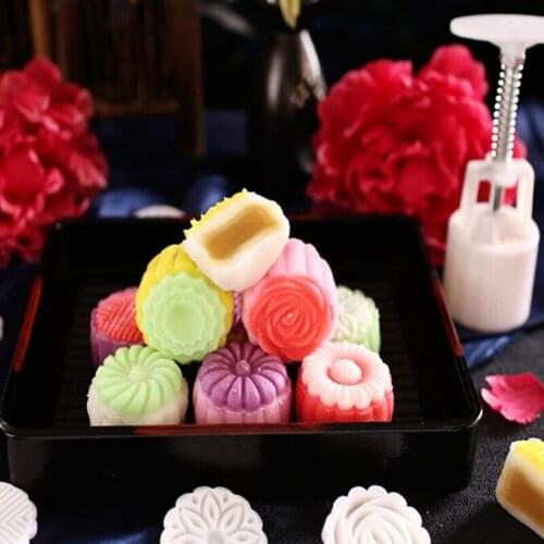Plastic Mooncake Mold 50g Cookie Cutter with 3D Flower Stamps Hand Press Green Bean Pastry Mould DIY Bakeware
