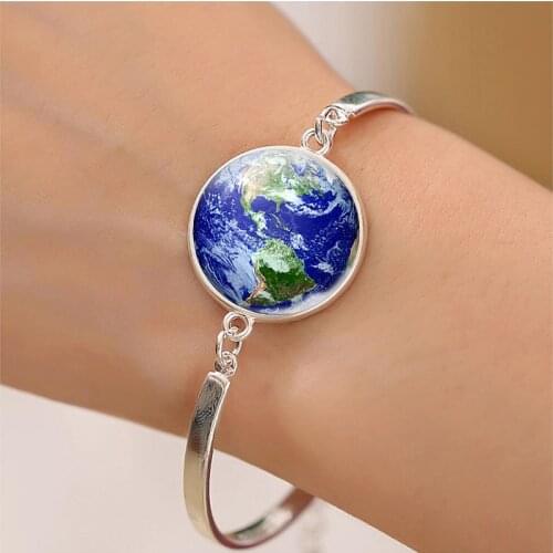 Vintage World Map Bracelet Globe Earth Americas Europe Asia Map Bracelet Bangle Christmas Gifts