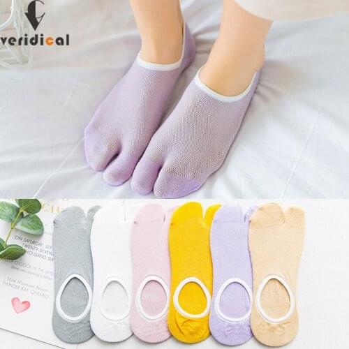 Summer Breathable Women Girl Socks With Toes Cotton Mesh Non-Slip Solid Candy Color Harajuku Two Finger Socks EU 35-39