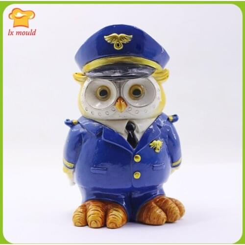 8.28 Purchase in Advance, Police Owl Shape Silicone Mold