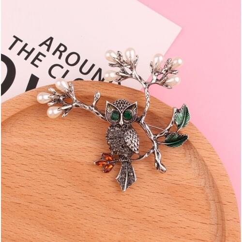 LUBOV Anti Gold Color Owl in Branches Design Brooches Pins Rhinestone Inlaid Animal Brooch Pin Women Scarf Accessories