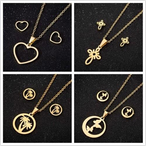 Oly2u Punk Vintage Style Big Christian Cross Stainless Jewelry Sets for Women Simple Heart Earrings Necklaces Daily Wear