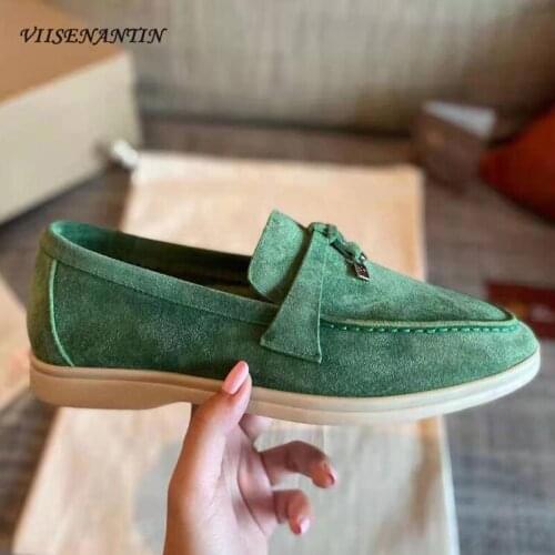Women and Men Flat Shoes Leisure Cow Suede Real Leather Slip on Lazy Mules Metal Lock Decor Fringe Shoe Driving Shoes Size 35-45