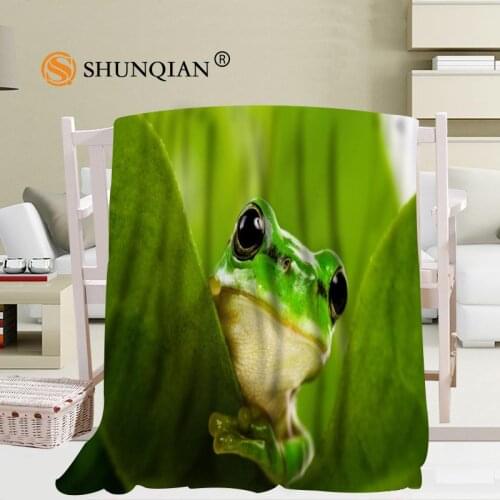 Custom big size green frog Tree frog Blankets for beds Falafel warm winter sleeping sofa blanket 56x80inch 50X60inch 40X50inch