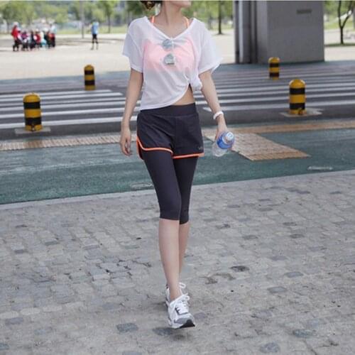 New Sport Shirt Women Breathable Quick-drying Yoga Top Running Sports Blouse Short-sleeved Women Yoga Workout Shirt