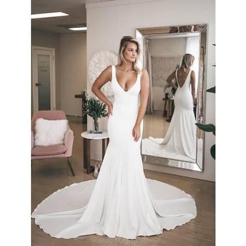 Cornaboutik Mermaid Wedding Dress Bold V Neckline Crepe Bridal Gowns Low Back Buttons Vestido De Noiva Robe De Mariee