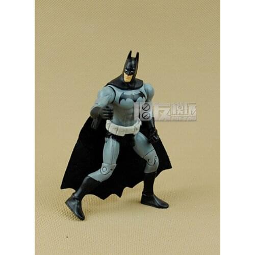 DC Comic Action Figure Justice League Batman Bruce Wayne Joints Movable 3.75-inches Model Ornament Toys Boy Gifts