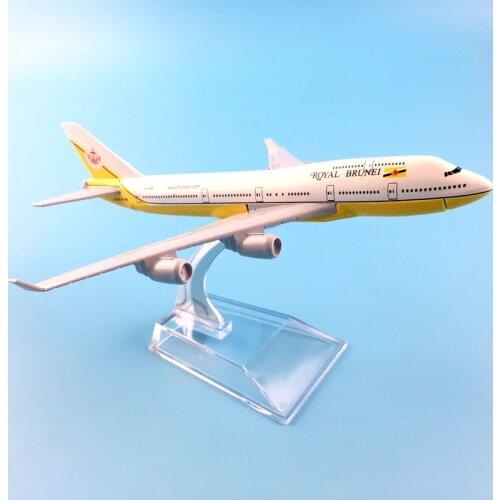 ROYAL BRUNEI AIRLINERS 16CM BOEING747ROYAL BRUNEI MODEL PLANE AIRCRAFT TOYS FOR CHILDREN AIRPLANE BIRTHDAY GIFTS