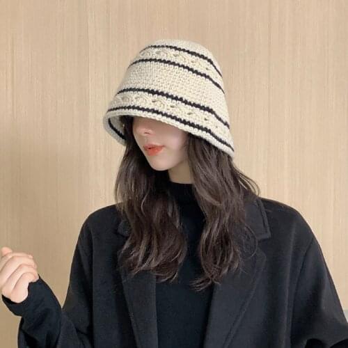 2020 Autumn womens hat Bucket Hat Thicken Fisherman Cap Kitted Outdoor Travel Hat Panana for Men and Women