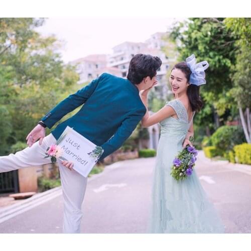 Vintage Style "Just Married "Wedding Signs Photo Props Decorated with Flowers Wedding Party Decoration Bridal Shower Supplies