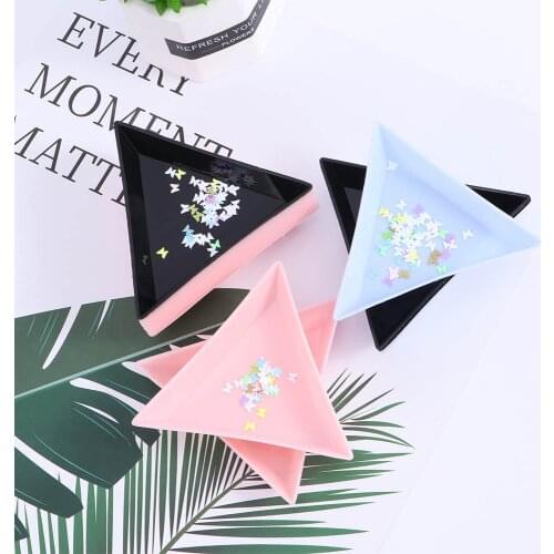 10Pcs/lot Triangle Nail Tray Dotting Plate Nail Art Rhinestone Bead Crystal Sorting Storage Case Nail Gems Holder Manicure Tools