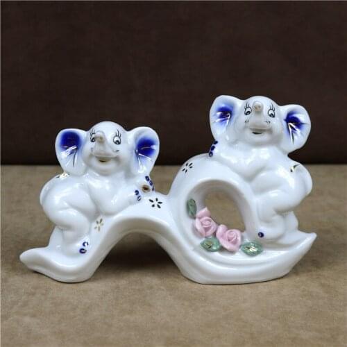 Sweet Porcelain Elephant Lovers Figurine Ceramic Couple Elephant Miniature Gift Craft Adornment Furnishing Decor Accessories