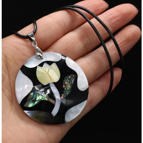 Natural Shell Necklace With Lily Pendant Leather Cord 2MM Charms For Elegant Women Love Romantic Gift