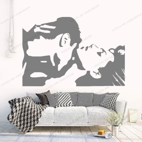 Love Couple Romantic Passion Kiss Wall Sticker Removable Wall Stickers Vinyl Art Mural Bedroom Decoration Accessories CX1009