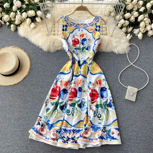 Palace Style Small Dress Ladies High-end Womens Clothing Design Sense Niche Printing Temperament Round Neck Slim Dress