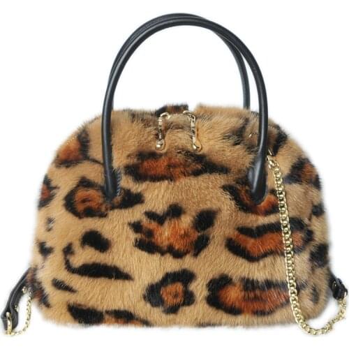 2020 New Mink Fur Shell Bag Leopard Lady Single-Shoulder Bag High-End Real Fur keyChain Bags Women Wrist Bag Fashion Backpacks