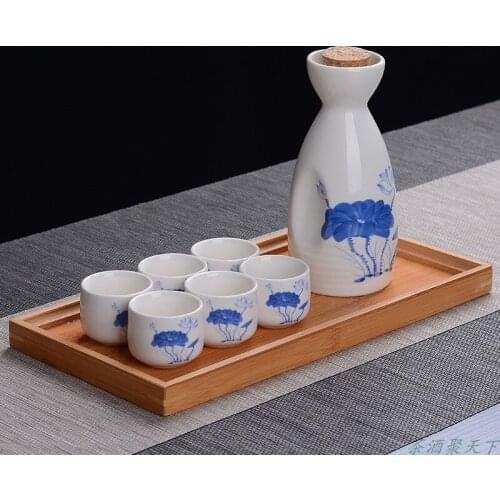 Japanese style smooth and delicate sakura ceramic wine glass household exquisite rice wine dispenser Japanese ancient style cup