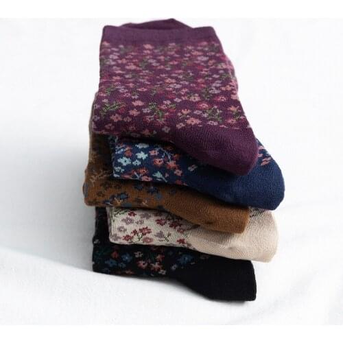 Socks Female Autumn And Winter New Tube Socks Ladies Small Floral Japanese Flower Jacquard Cotton Socks Korean Ins Tide Socks AW