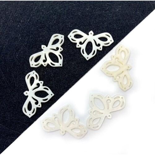 Natural Freshwater Shell Pendant Necklace Simple Carving Trefoil Flower Shape DIY Making Necklace Jewelry Accessories